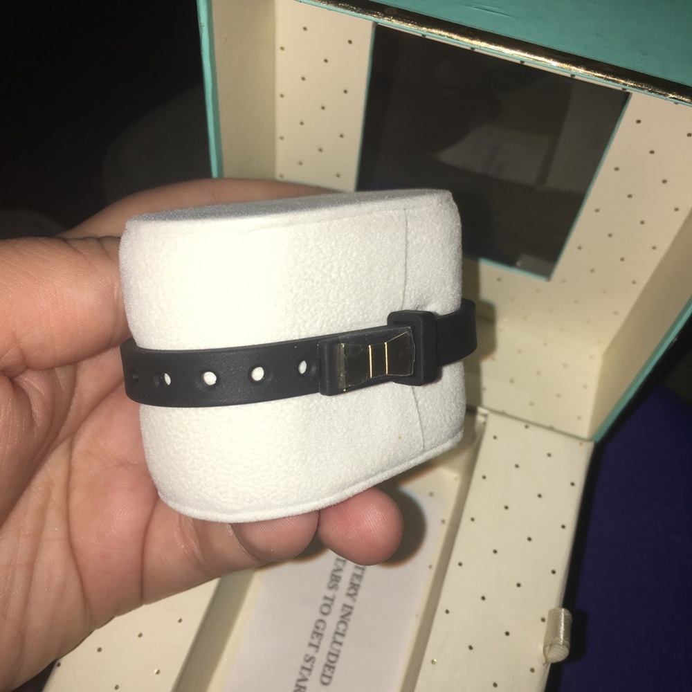 Kate Spade Activity Monitor - Picture 3 of 4